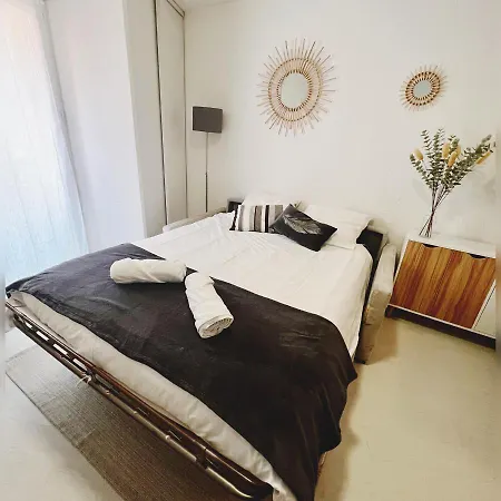 Apartment Studio Moderne A Proximite Des Arenes Nîmes